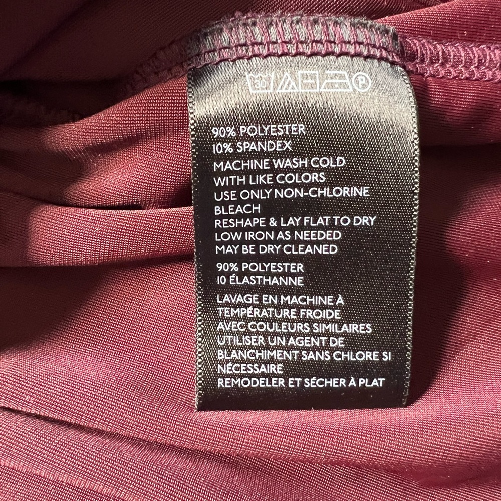 UO Patsy Smocked Velvet Romper - Picture 6 of 6